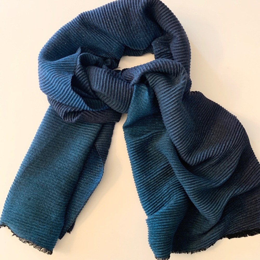 Marcus Adler Midnight Blue Scarf *NWT*